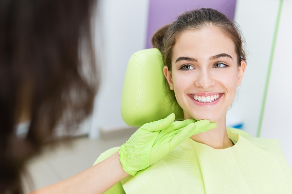 The Preventive Benefits of a Routine Dental Cleaning