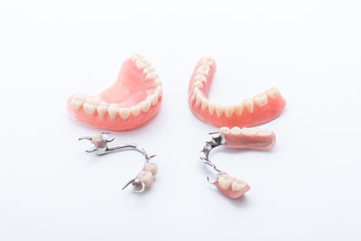 Learn About the Types of Dentures Available To You