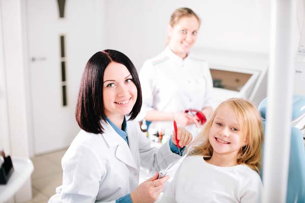 Collaborate With the Staff at Your Family Dentist