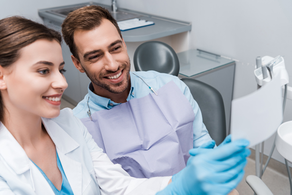 What to Consider When Looking for a New Dentist Near Me